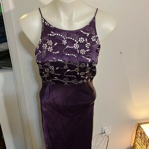 Morgan and Co by Linda Bernell formal sequined sleeveless gown with criss cross
